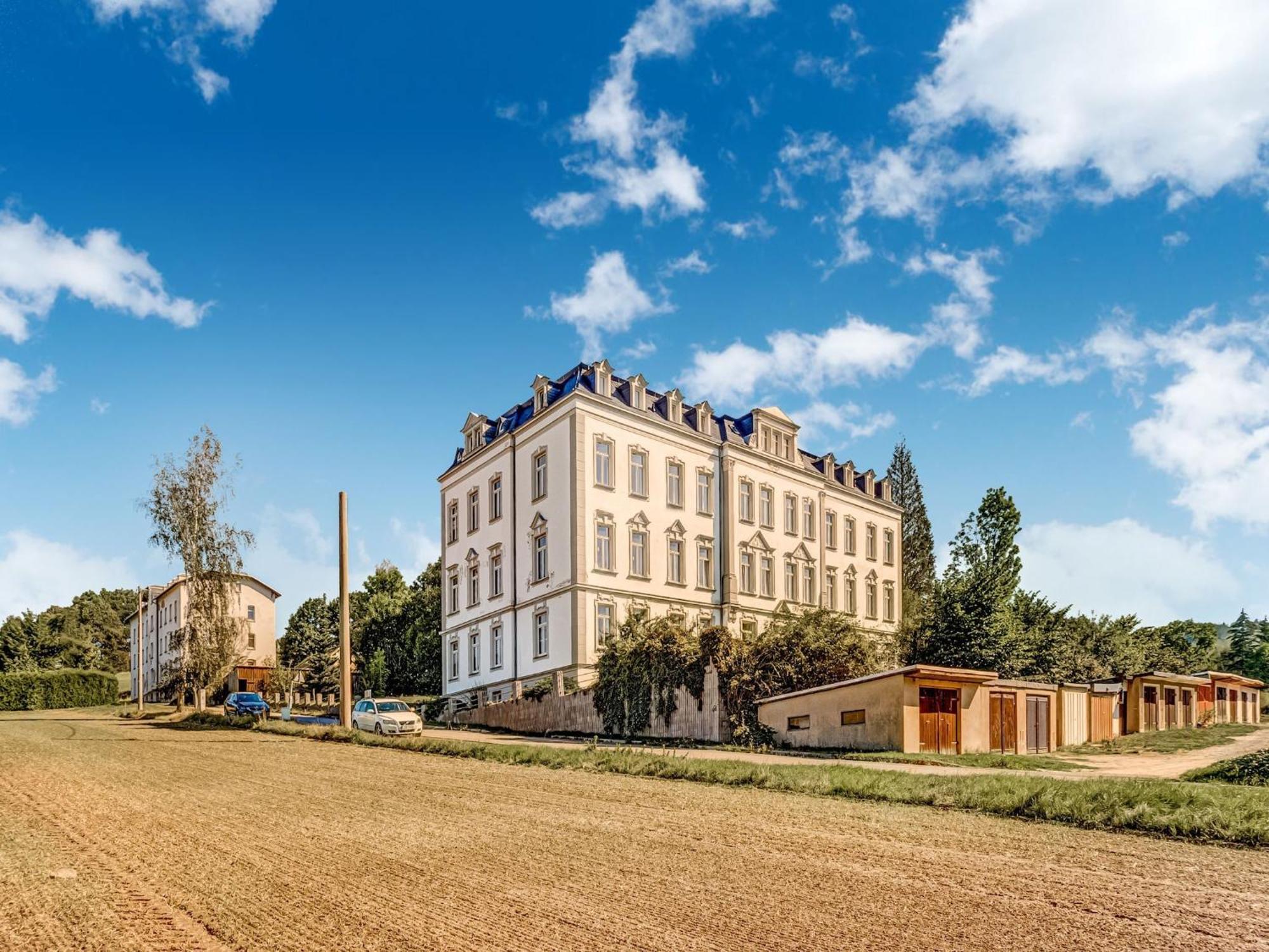 Alluring Villa in Grunhainichen Borstendorf with Garden Leubsdorf Exterior foto
